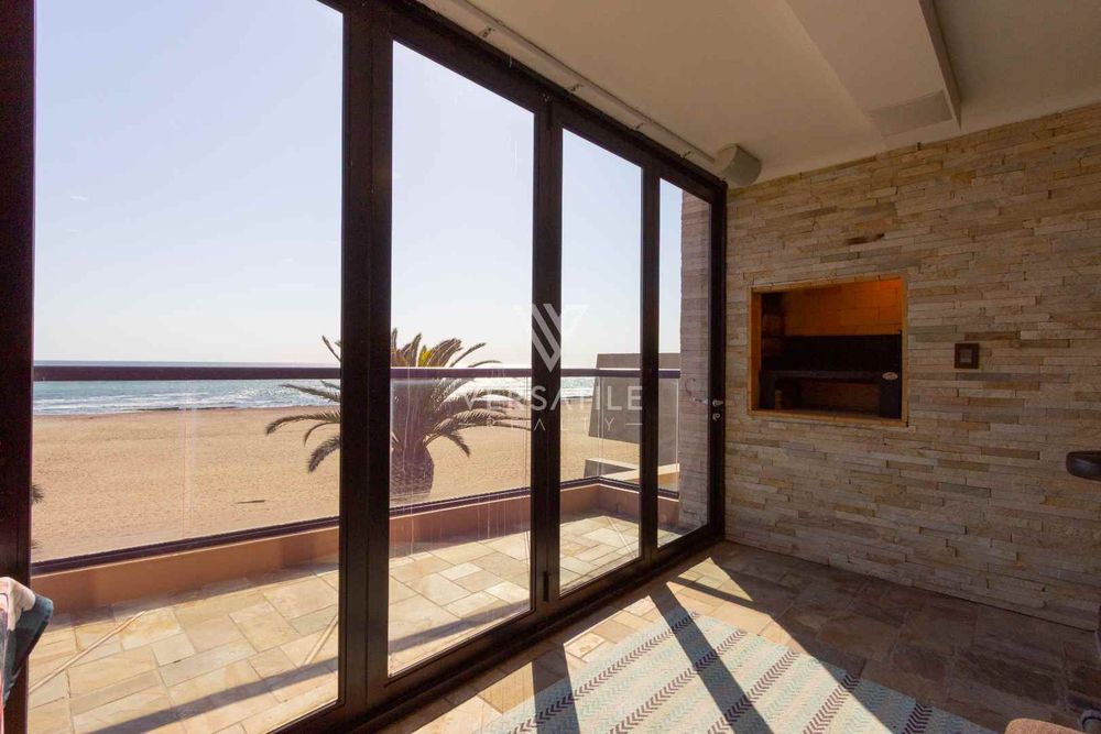 82 - Top floor balcony with retractable door that opens completely