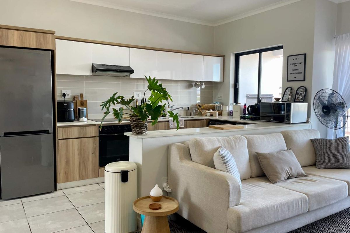2 Bedroom Apartment to rent in Ballito Central - Photo 3