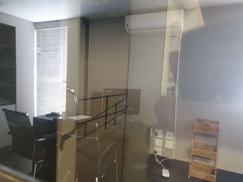 LIGHT INDUSTRIAL UNIT 4 SALE - Photo 8