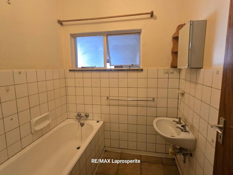 House for sale - Otjiwarongo - Photo 4