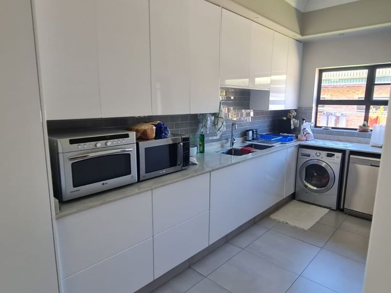 Elegant Exclusive Exquisite Lifestyle Farm of Distinction - Photo 8