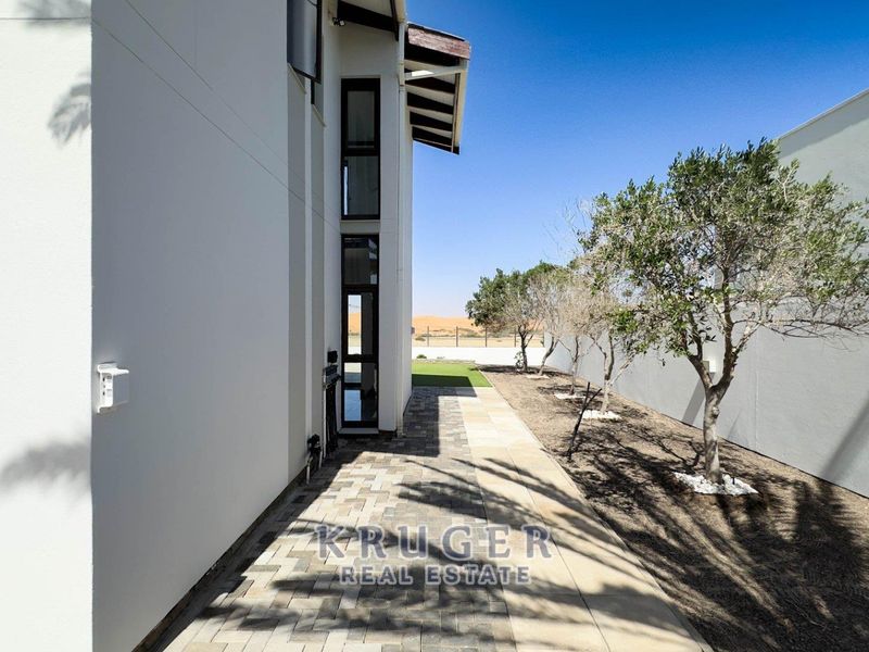 LUXURY DUNE-SIDE RESIDENCE | KRAMERSDORF, SWAKOPMUND - Photo 5