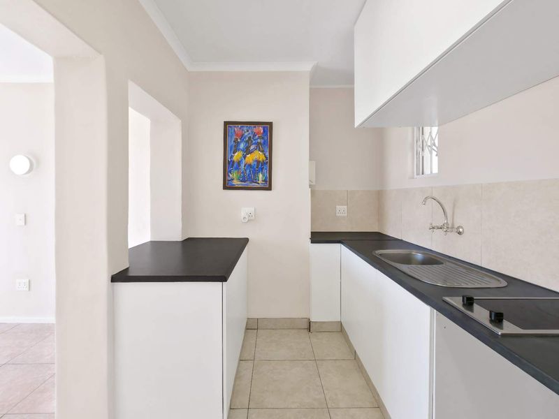 Airbnb Friendly Apartment in Kloof Street - Photo 8