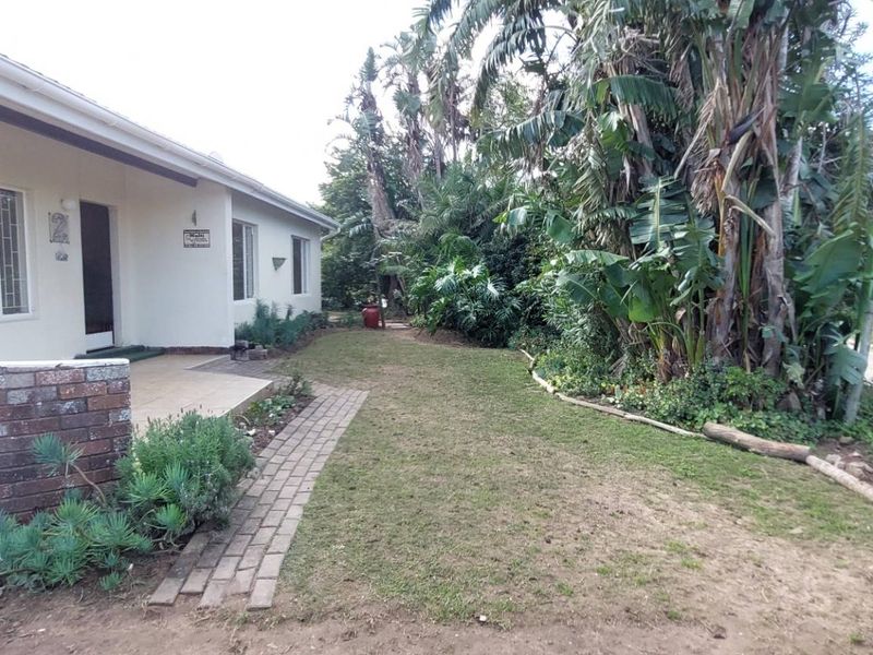 Charming 3-Bedroom Home with Separate Flatlet for Sale in Port Alfred - Photo 2
