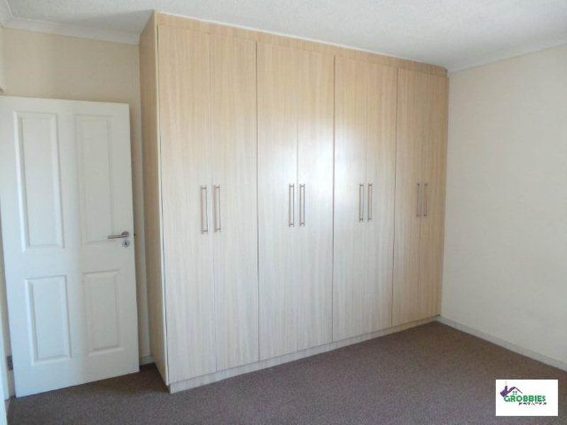 3 bedrooms Townhouse in Walvis Bay Central - Photo 8