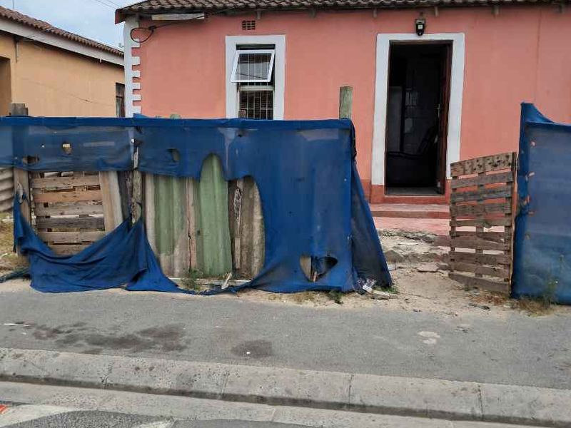 Charming 2-Bedroom House in Site C - Priced at R290,000 - Photo 2