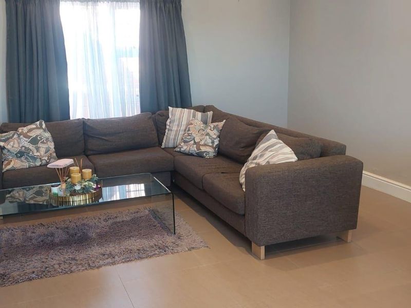 Three-Bedroom Home for Sale in Westbrook, Port Elizabeth - Photo 4