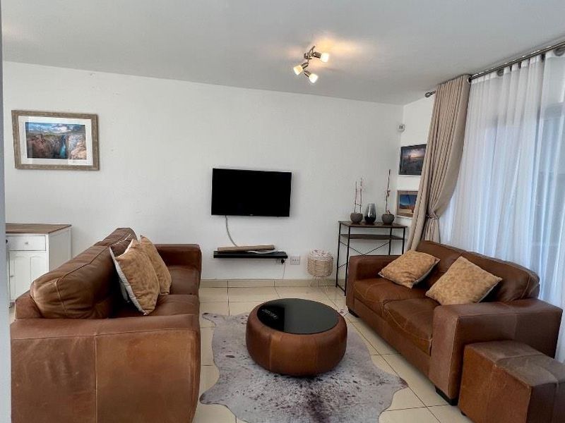 Fully furnished Town house - Photo 1