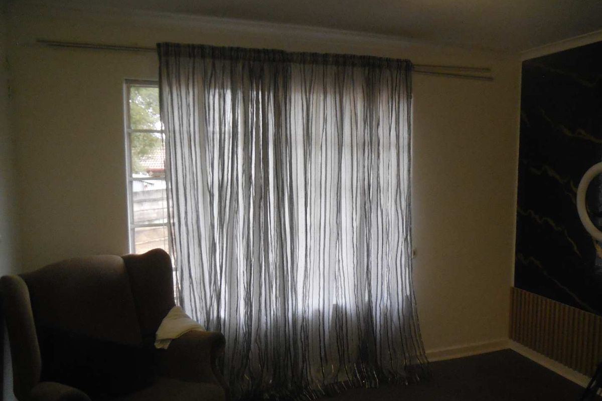 PRIME OFFICE SPACE IN JACQUELINE DRIVE. - Photo 4
