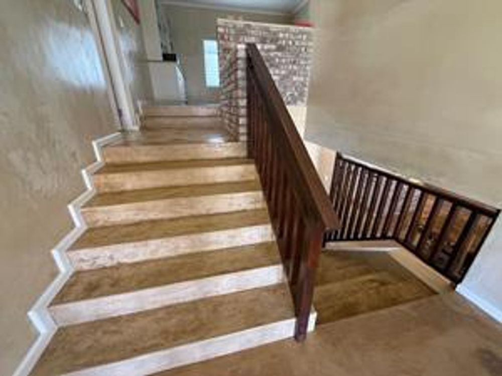 stairs to bedrooms