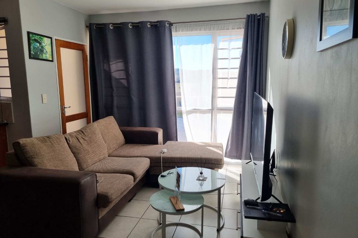 " Luxury & Convenience: See This 1-Bedroom Treasure !!!" - Photo 4
