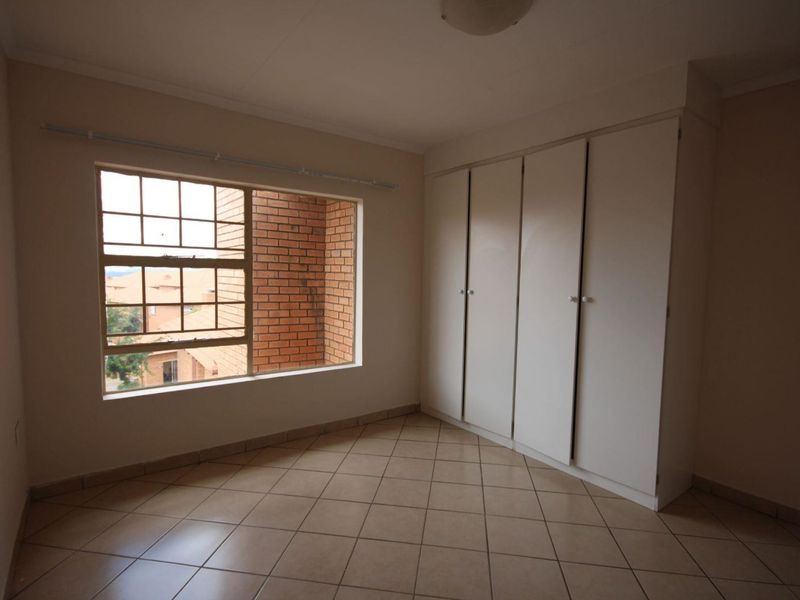 Perfect 2Bedroom Ground Floor Apartment!! - Photo 9