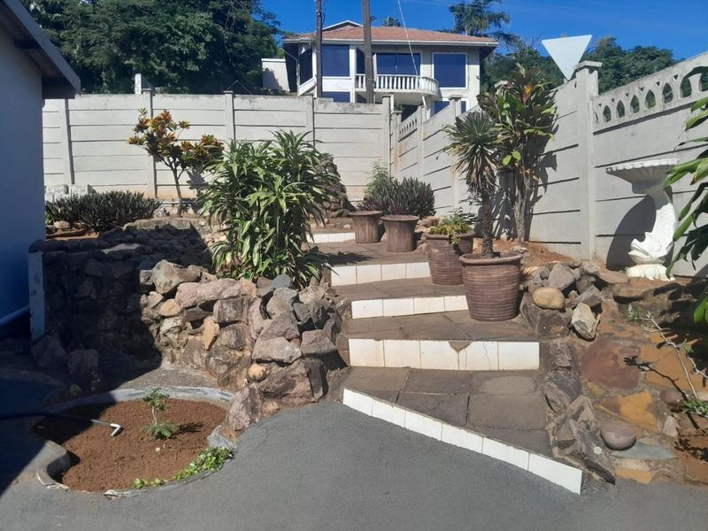 5 Bedroom House for sale in Bluff - Photo 5