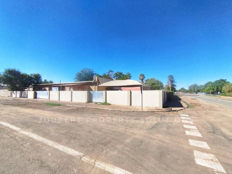 FAMILY HOME WITH  2 ADDITIONAL FLATLETS FOR SALE IN MARIENTAL - Photo 6