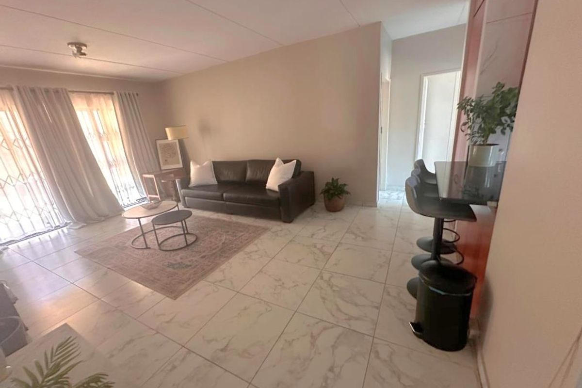 2 Bedroom Apartment for Sale in Sonneveld - Photo 4