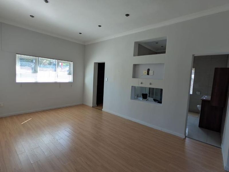 5 BEDROOM FAMILY HOME FOR SALE – OLD ACADEMIA - Photo 7