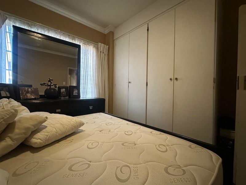 Sole mandate. Stunning ground floor apartment across Mall@Reds in a 24h security complex. Lifestyle of comfort and convenience. - Photo 6