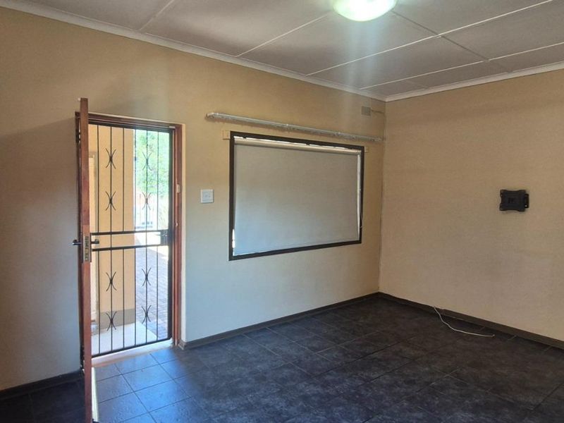 Investment Opportunity ! - Photo 3