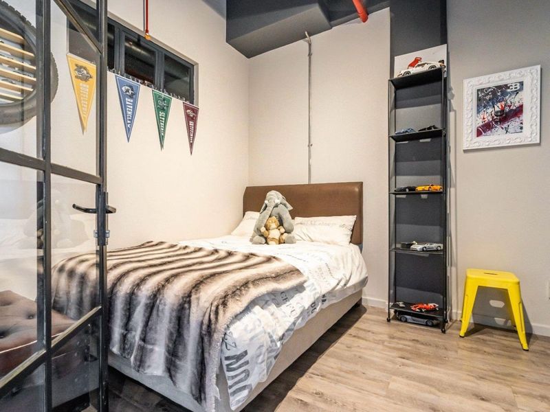 Apartment in Queens Park Studios - Photo 8