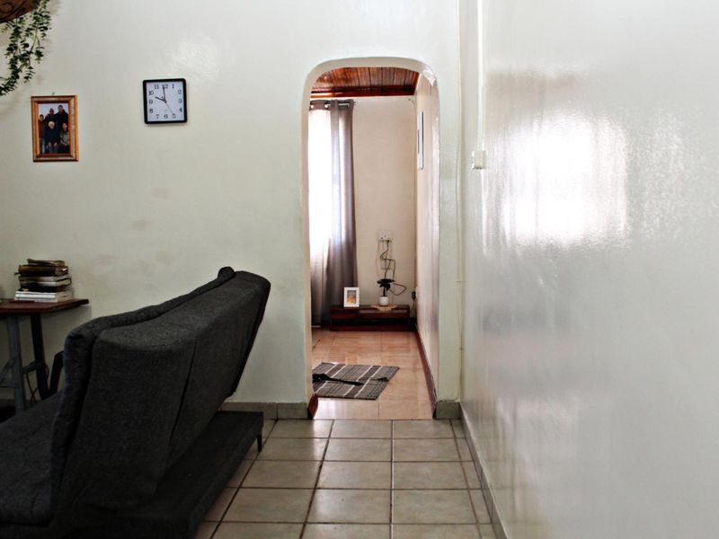 3 Bedroom Family Home For Sale - Photo 3