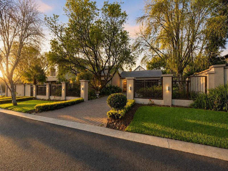 Refined Family Living in the Heart of Midlands Estate - Photo 1