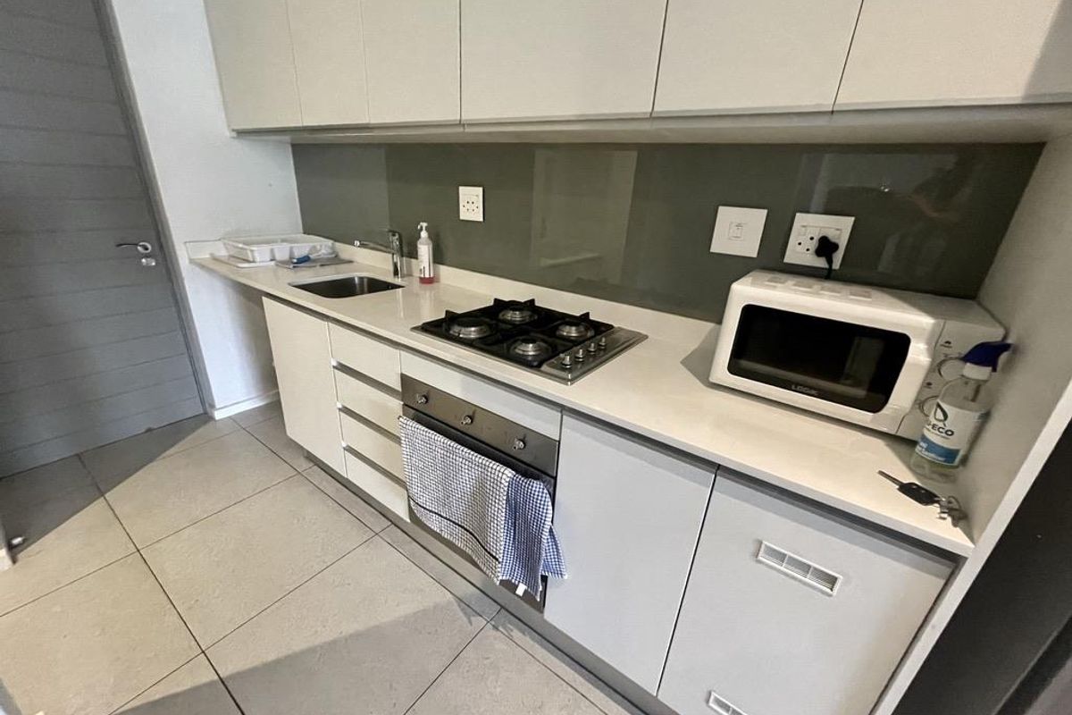 Hendra - Modern Ground Floor Studio Apartment in Ocean Dune Sibaya - Photo 3