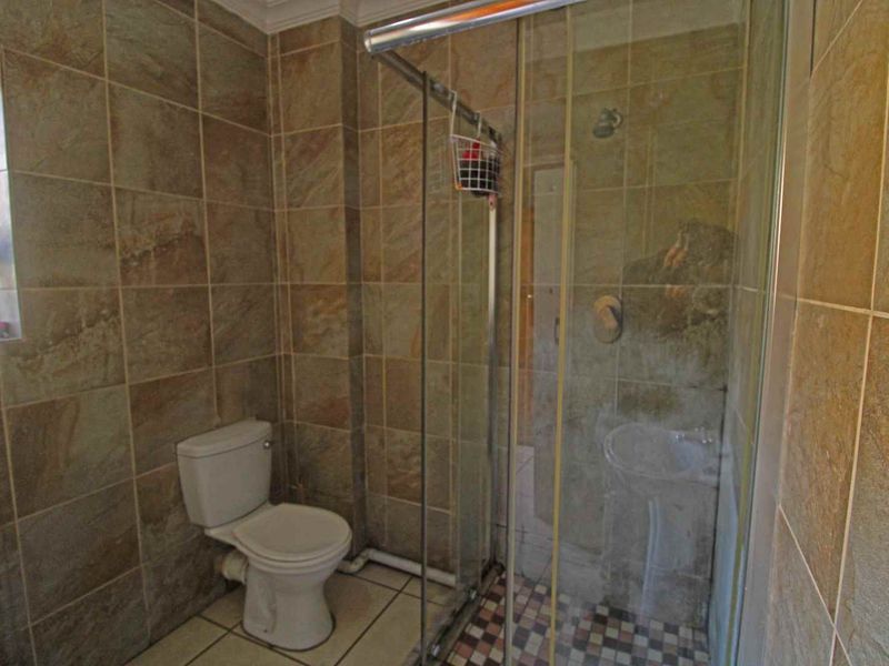 4Units For Sale in Newclare - Photo 6