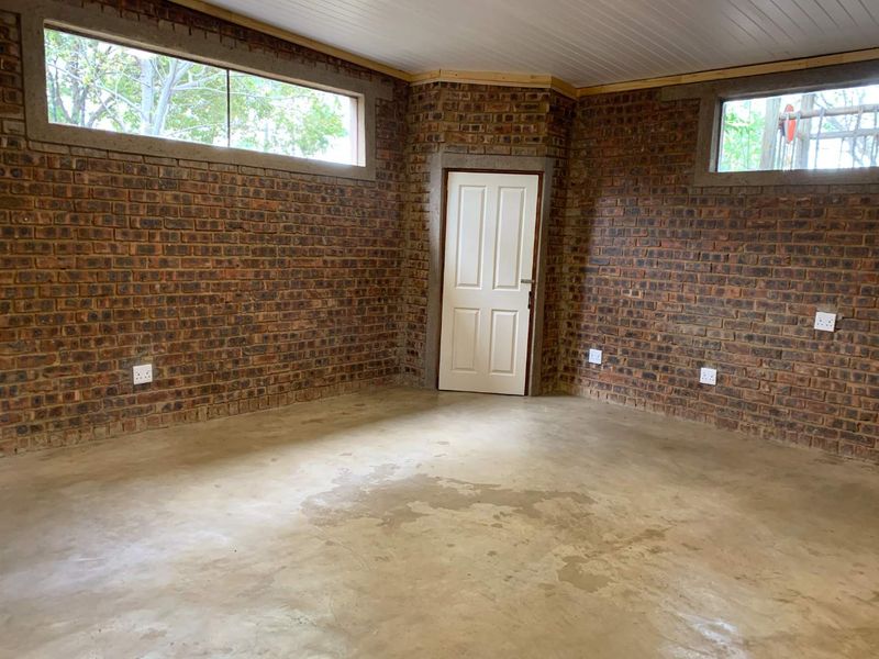 STUDIO APARTMENT FOR RENT - Photo 2