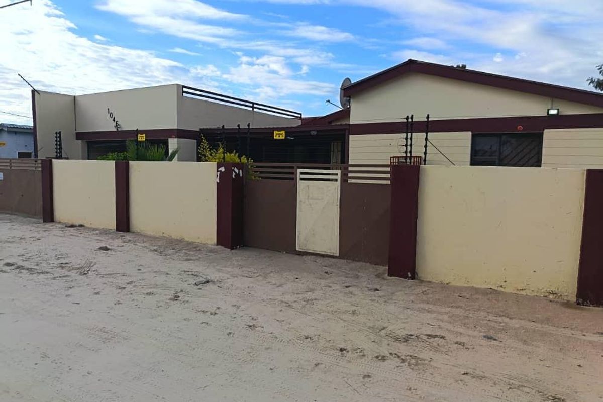 Buy a 5 bedroom house in Ondangwa, Extension2❗️ N$ 1300 000 cost exclusive - Photo 2