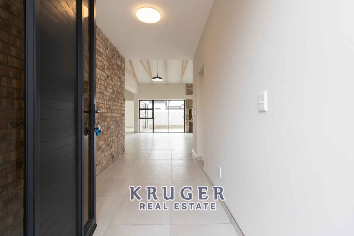 BRAND NEW FREE STANDING HOUSE – GREAT INVESTMENT - Photo 2