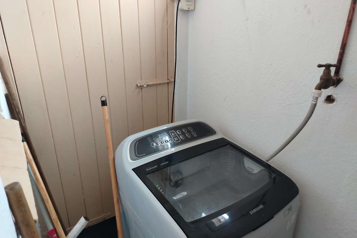 Well Located family house - Photo 4