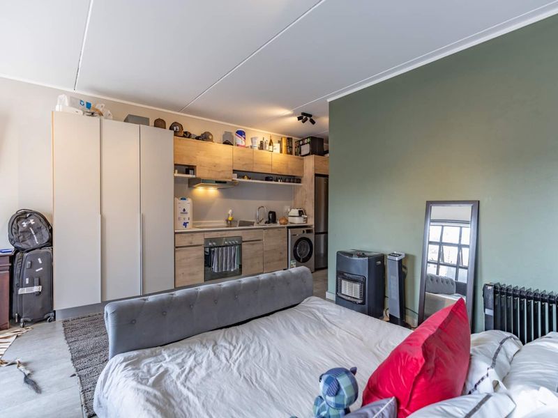 Contemporary Studio Apartment in Sought-After Menlo Park - Photo 8