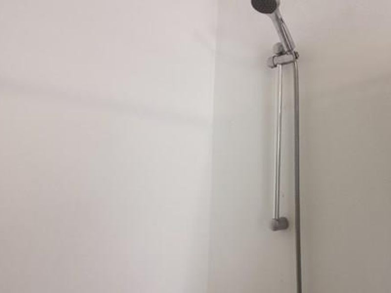 Sunny One Bedroom Apartment - Northcliff Hermanus - Photo 10
