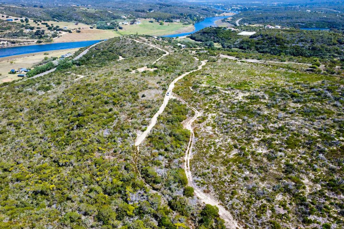 Exceptional investment opportunity in Stilbaai-Oos. - Photo 2
