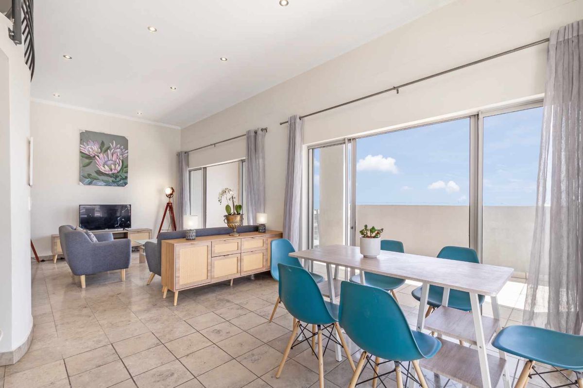 3 BEDROOM TWO-STOREY APARTMENT FOR SALE IN SANDHURST TOWERS - Photo 5
