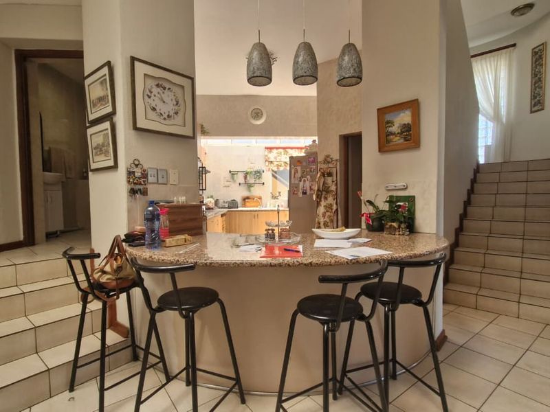 Luxury Awaits: Secure Home with Pool & Staff Quarters! - Photo 5