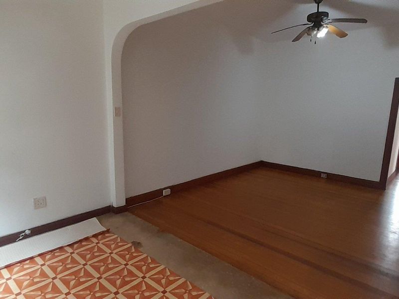 Prime Location 2.5 Bed Apartment – Near Shops & DUT - Photo 6