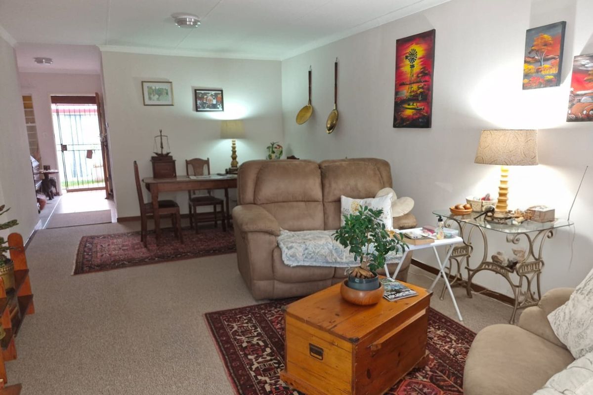 Retirement village for independent seniors - Photo 2