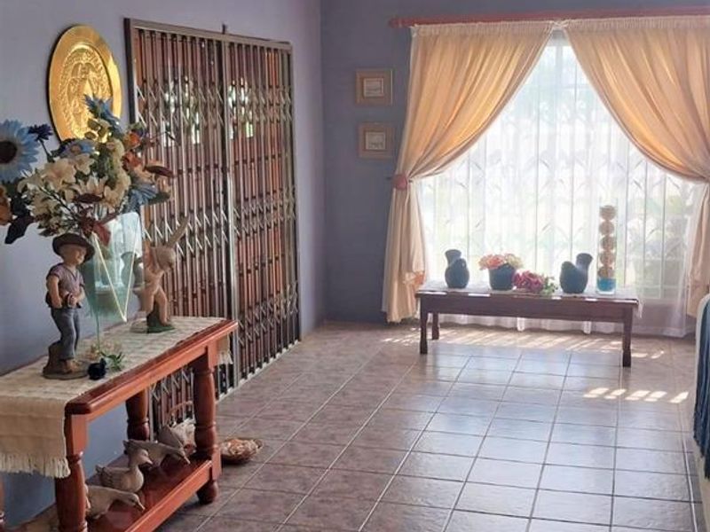 STUNNING 6.1 HECTARE SMALLHOLDING AND SPACIOUS HOME FOR SALE IN RIETFONTEIN PRETORIA EAST - Photo 9