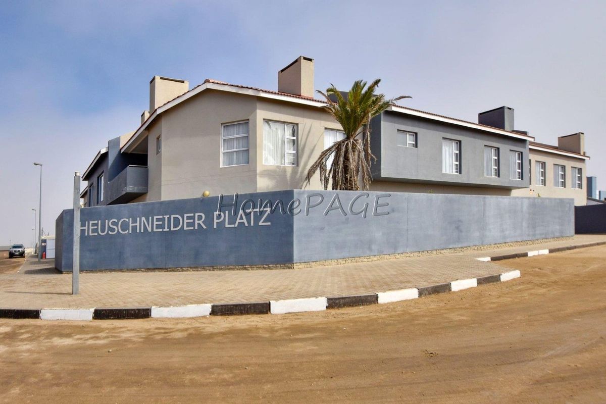 Central, Swakopmund:  GROUND FLOOR Unit in Heueschneider Platz for Sale - Photo 2