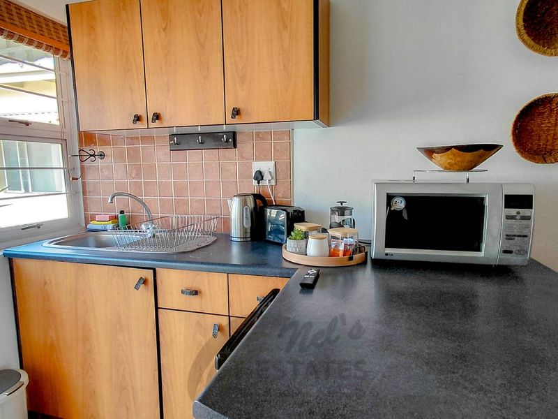 Guest House For Sale in Swakopmund Central - Photo 9