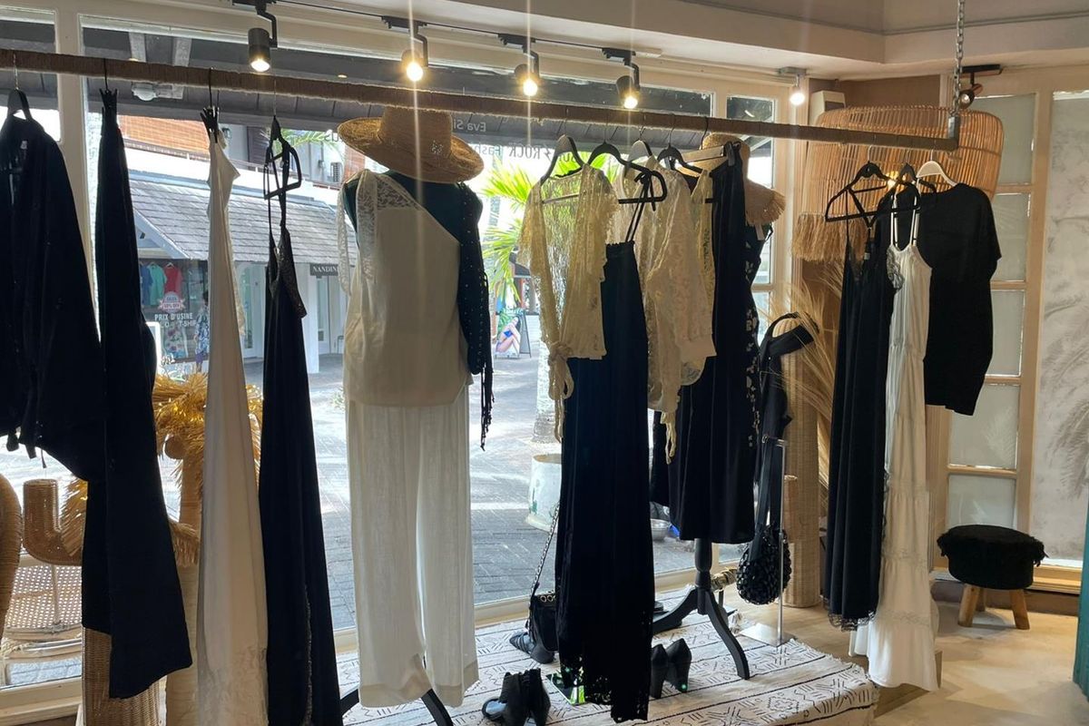 An Exceptional Location for a Brand of Rare Character - Photo 2