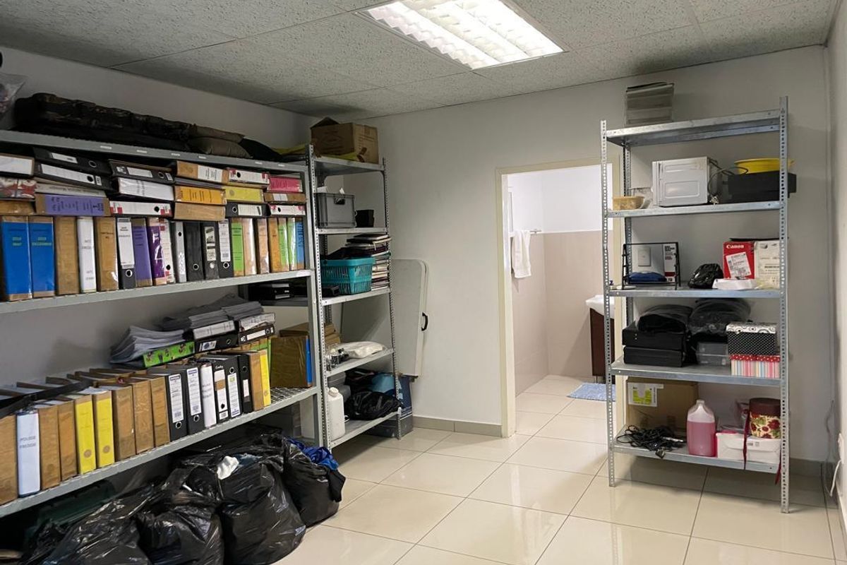 Business Premises with Office, Building & Workshop For SALE! - Photo 3