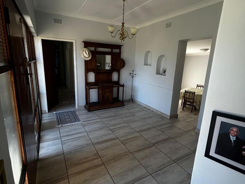 4 bedroom home for sale in roodepoort - Photo 9