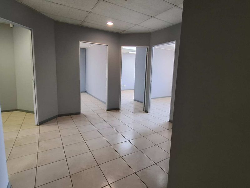 **Spacious Office Space Available for Lease** - Photo 9