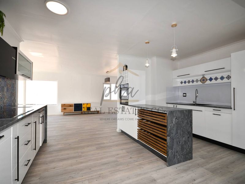 Immaculate Home with Bonus Bangalow - Photo 7
