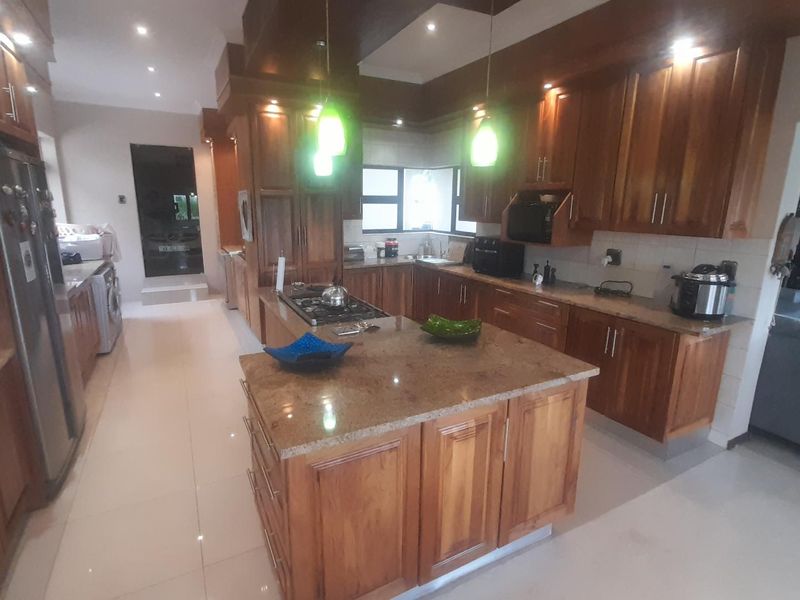 Exclusive Caribbean Beach Club Estate - Photo 10