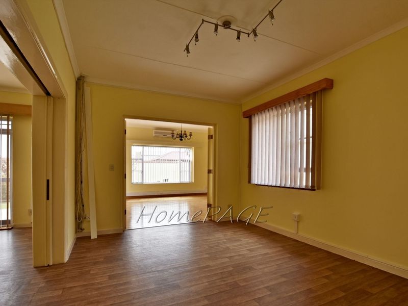 Central, Swakopmund:  Home Zoned GENERAL RESIDENTIAL with OFFICE USE is for Sale - Photo 7