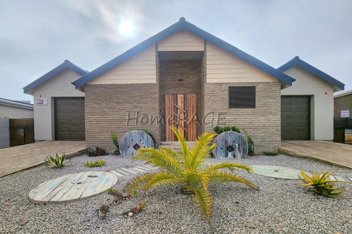 Ext 11 (Sun Bay), Henties Bay:  Thoughtfully designed 3 Bedr home with heated pool is for Sale - Photo 5