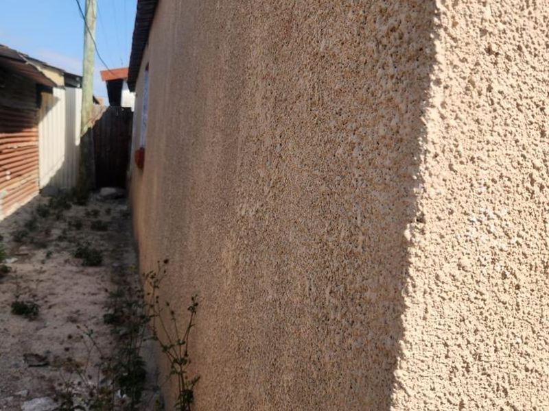 Charming Three-Bedroom Home for Sale in Site B, Khayelitsha - V Section - Photo 8